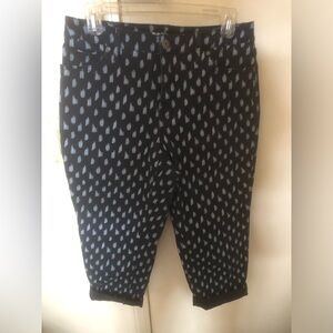 Patterned Navy blue with powder blue print capris.